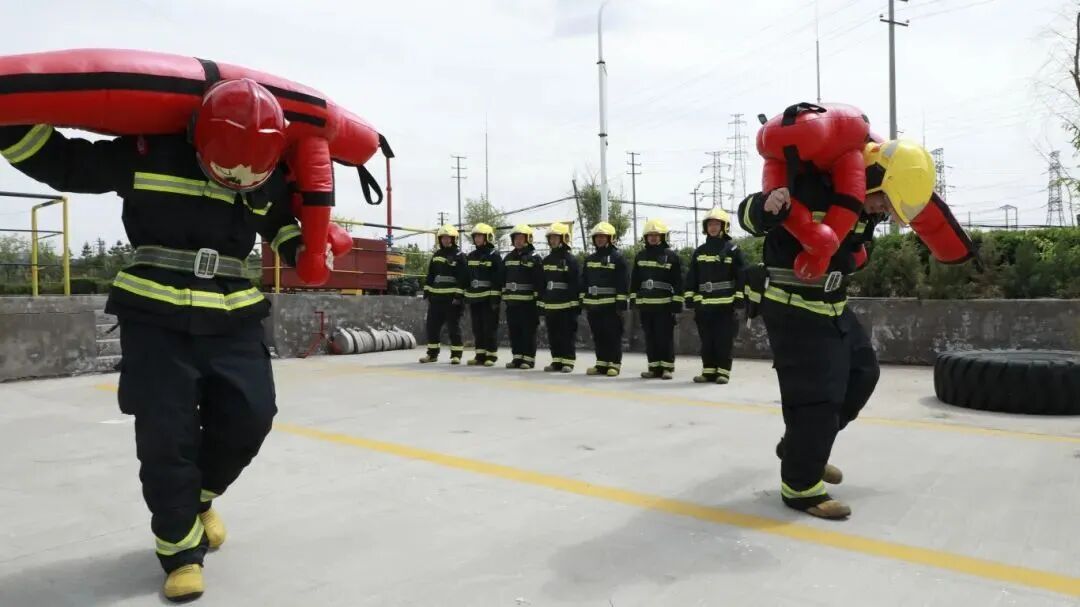 281764316013199681.jpg 640 (2).jpg